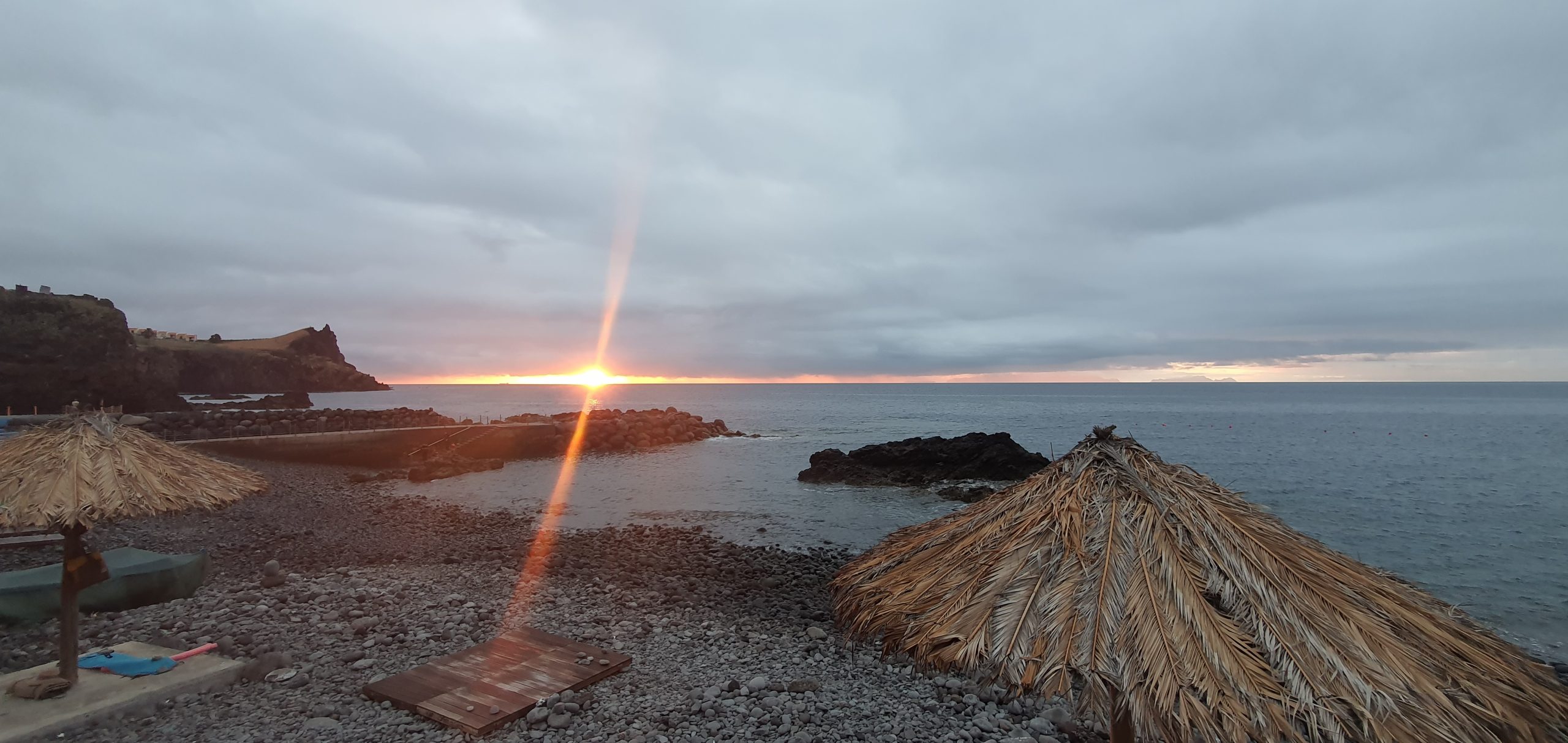 Hot Weather Continues. Madeira Island News Blog