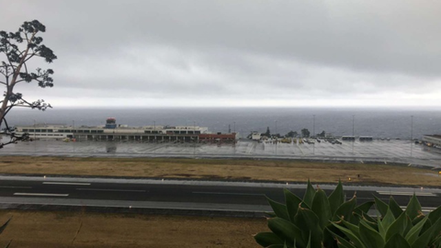 Am Flughafen Madeira wurden mindestens 28 Flüge und 12 Flüge gestrichen